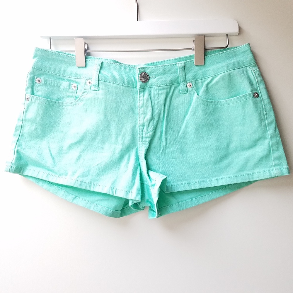 Women's Chino short shorts Size 5